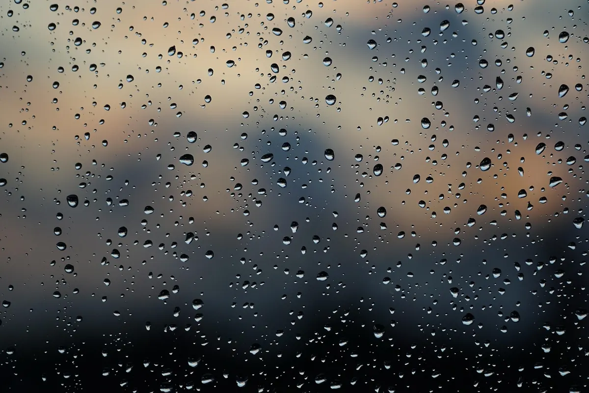 The Ultimate Cosy Reading Checklist for Rainy Days